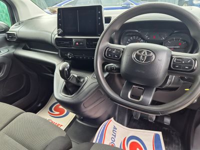 2021 Toyota Proace