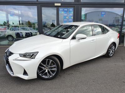2018 Lexus IS 300h