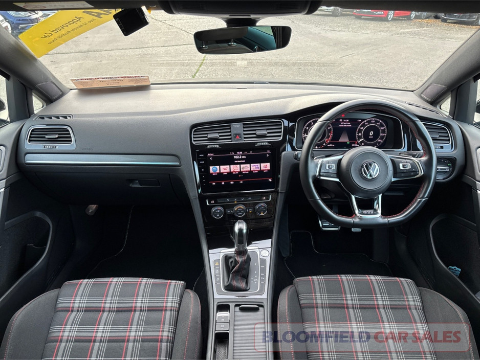 2018 Volkswagen Golf