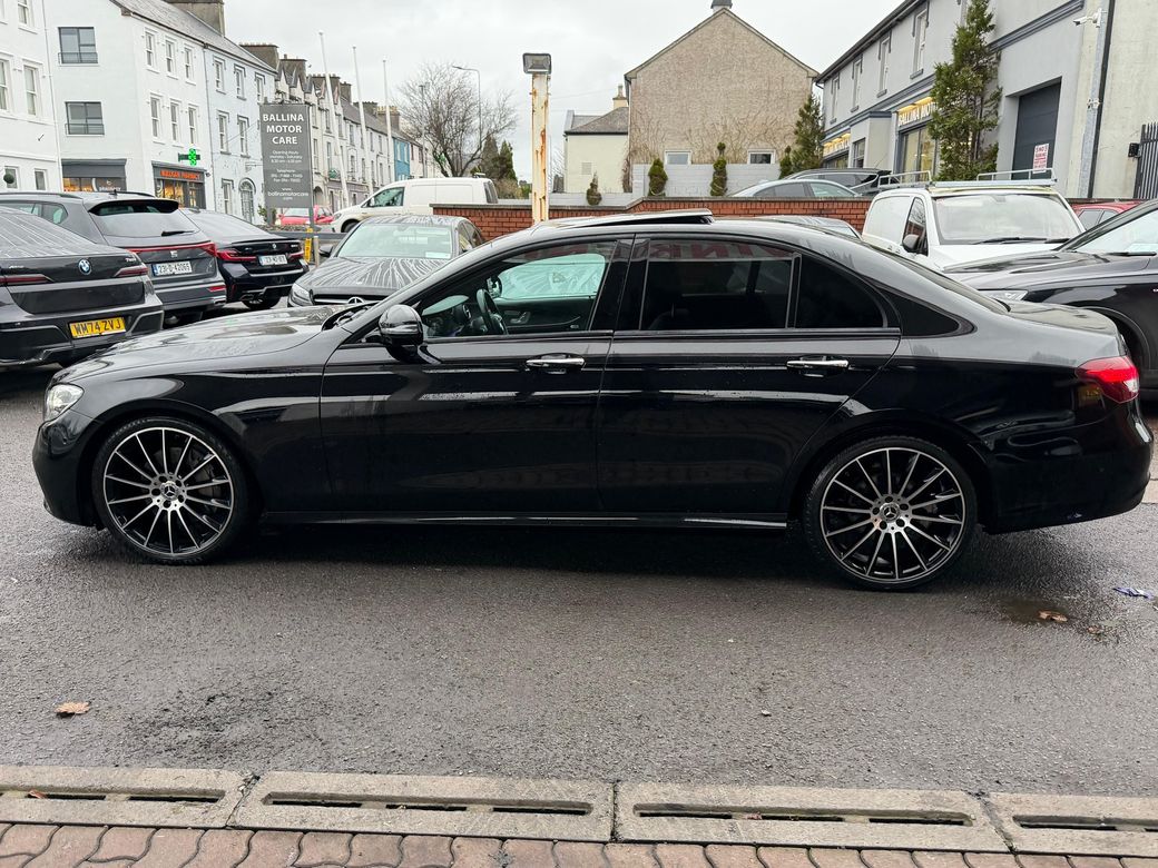 2022 Mercedes-Benz E 220