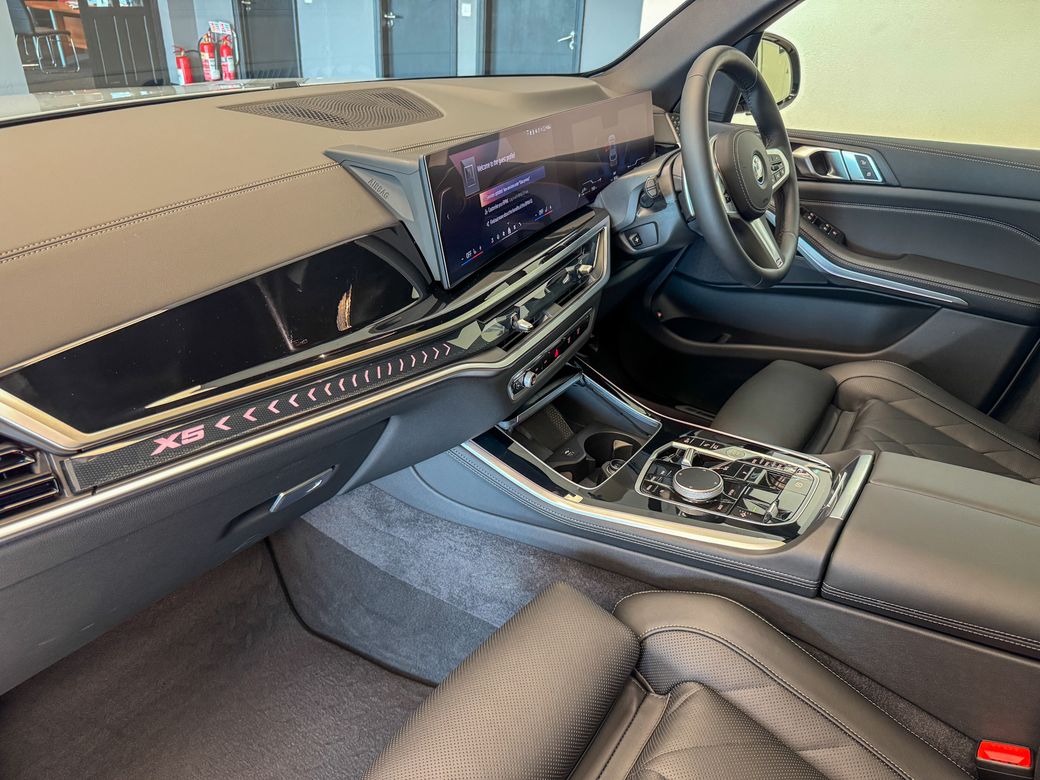 2025 BMW X5