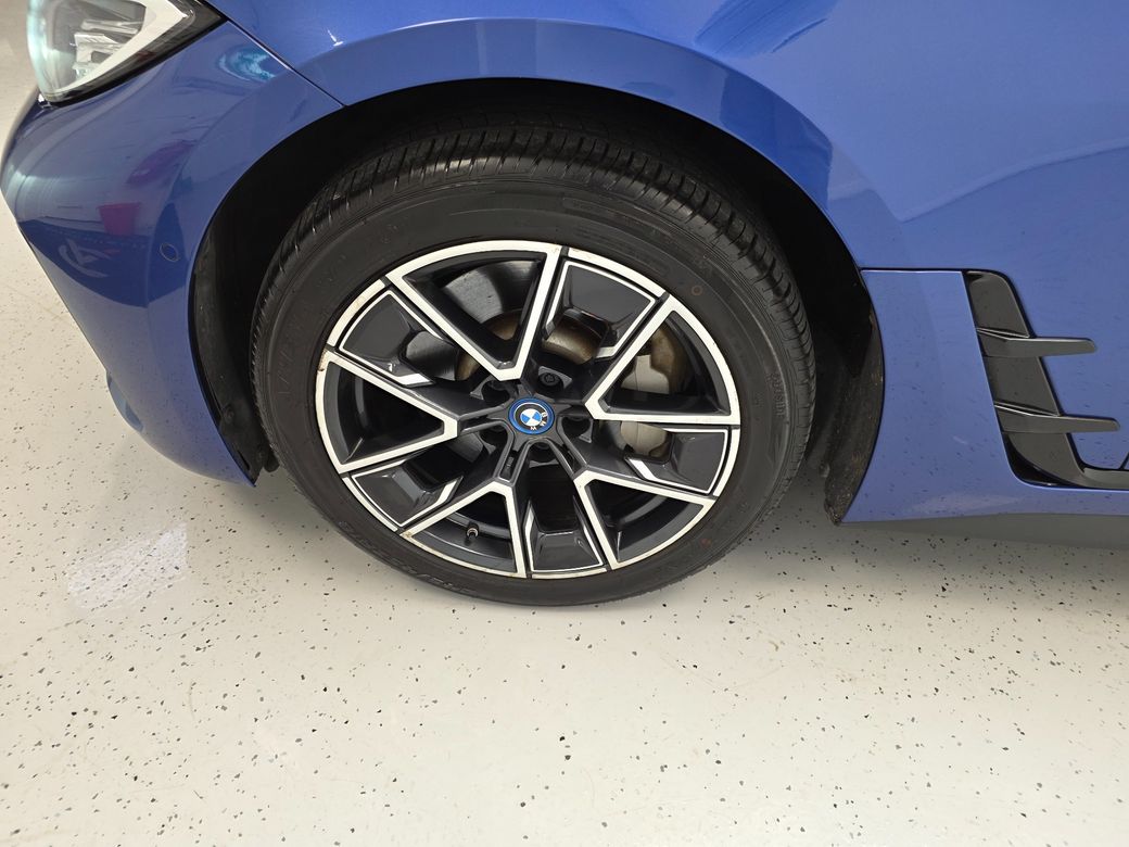 2023 BMW i4