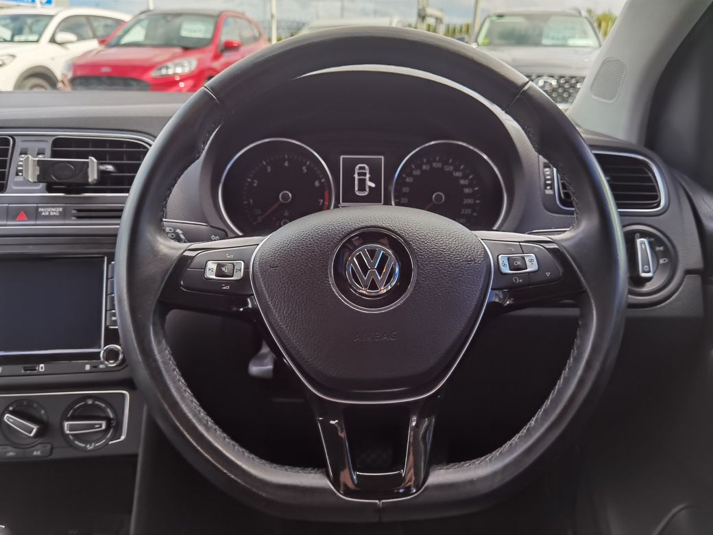 2016 Volkswagen Polo