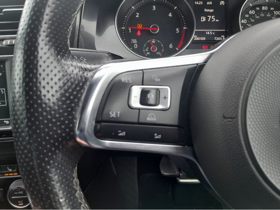 2016 Volkswagen Golf