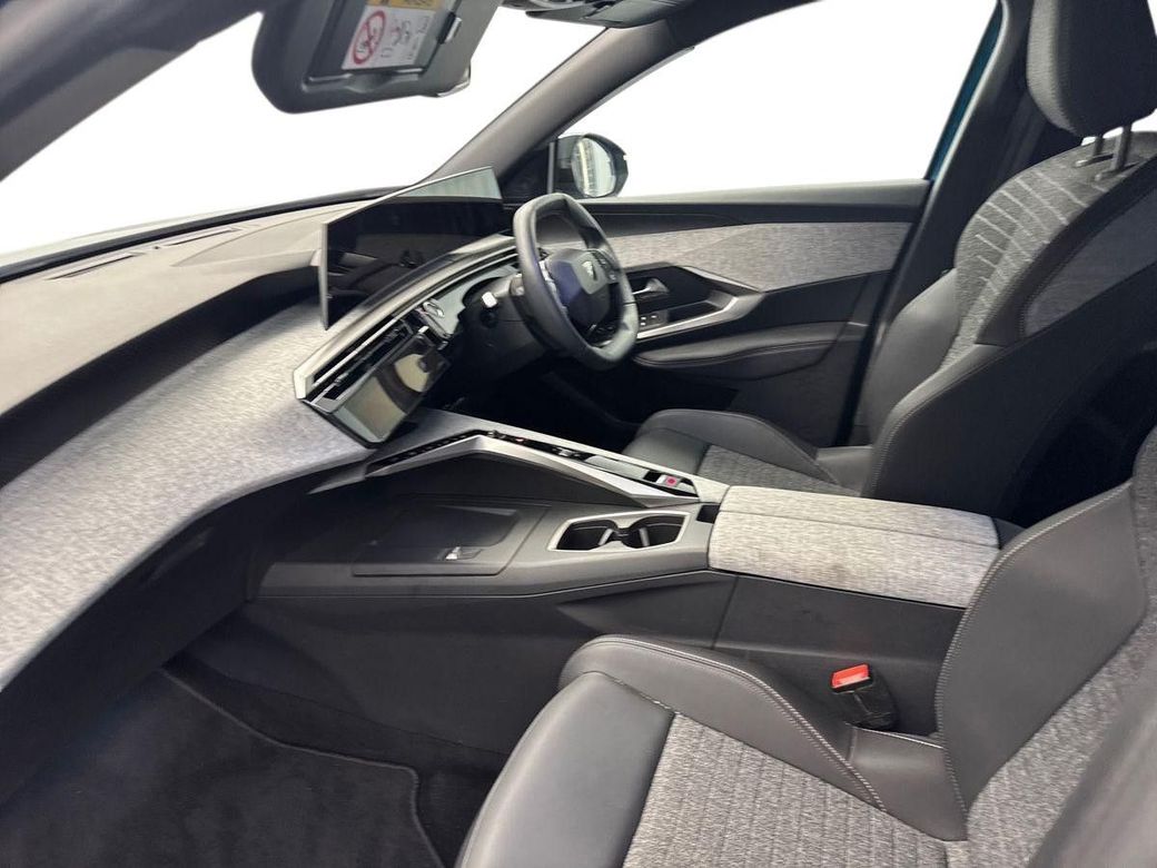 2025 Peugeot 3008