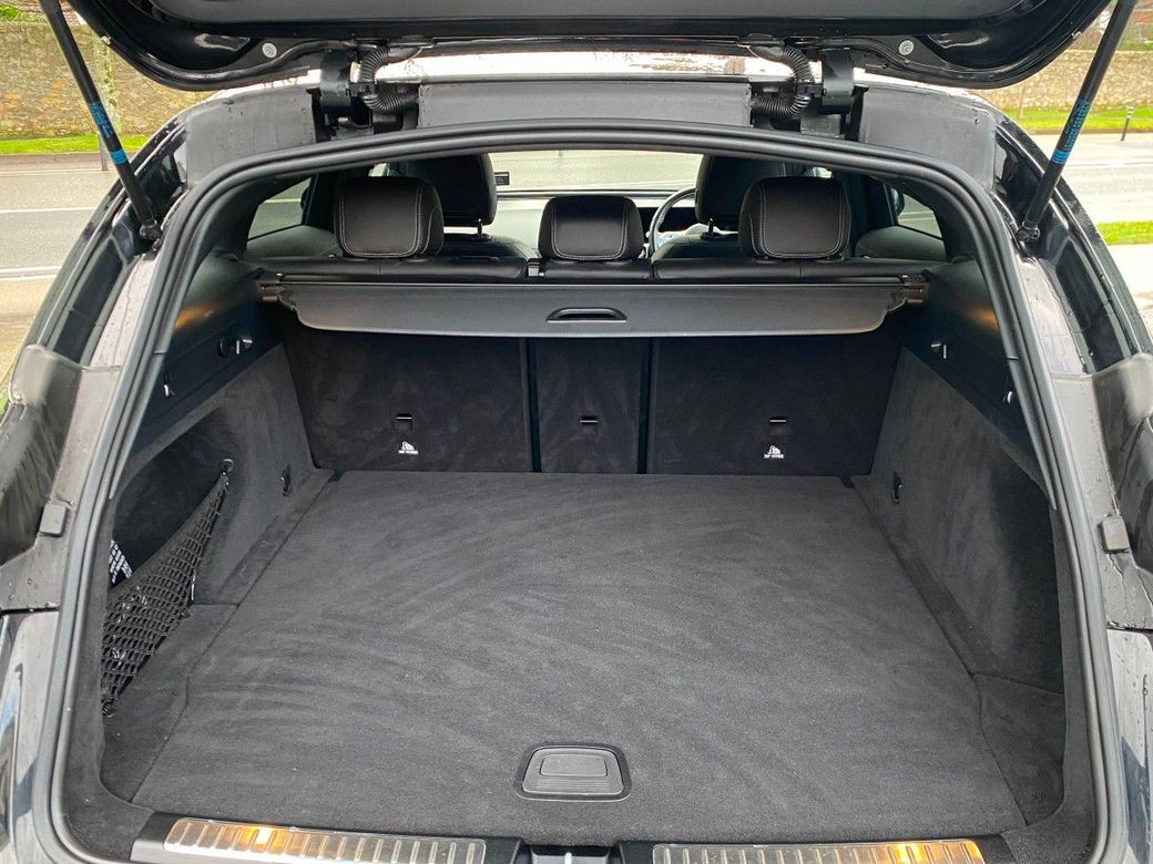 2021 Mercedes-Benz EQC