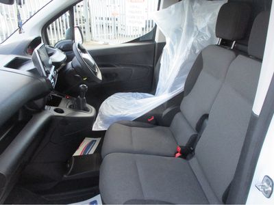 2021 Peugeot Partner