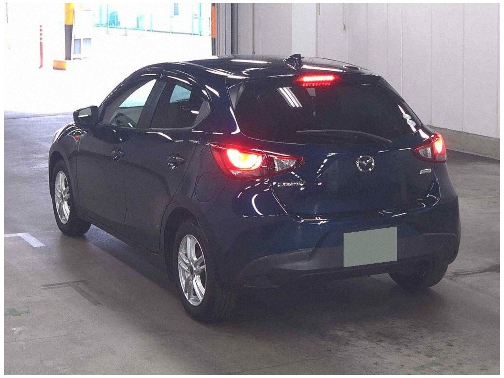 2017 Mazda Demio