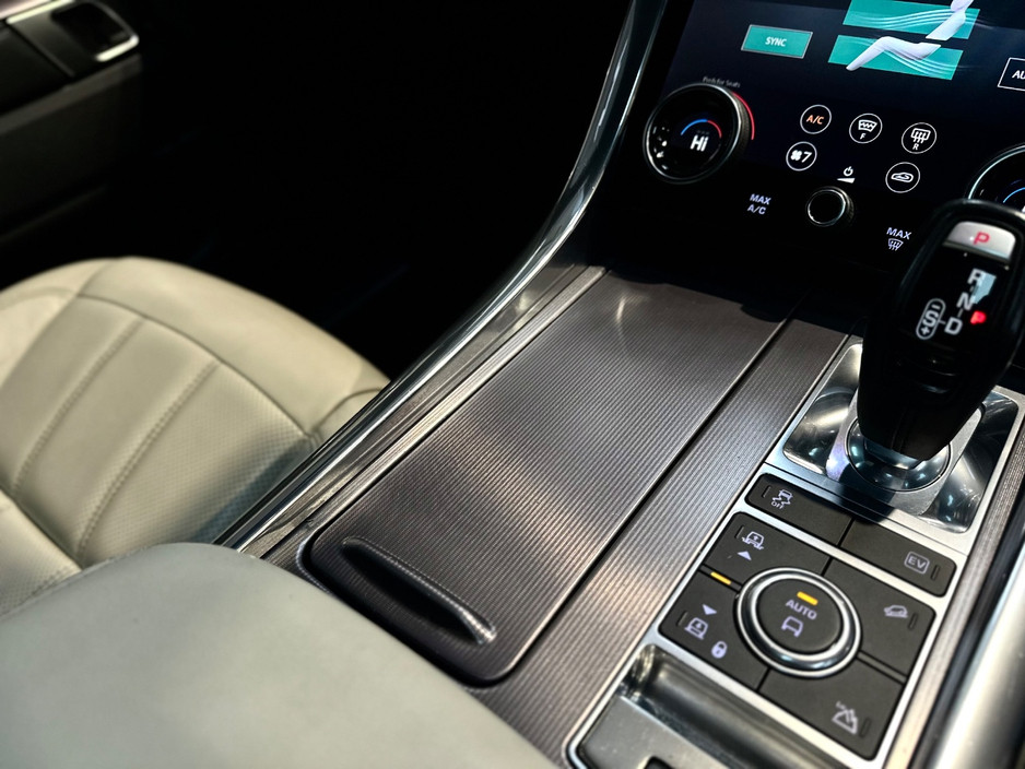 2020 Land Rover Range Rover Sport