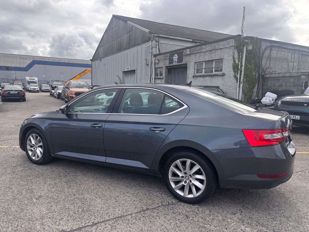 2021 Skoda Superb