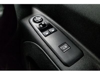 2025 Peugeot Partner