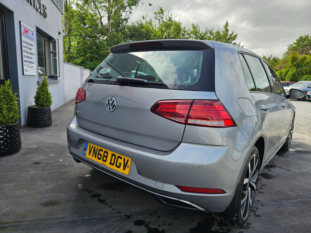 2018 Volkswagen Golf