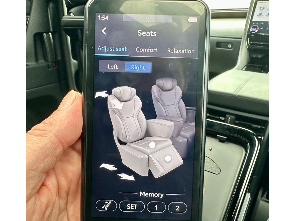 2025 Toyota Alphard