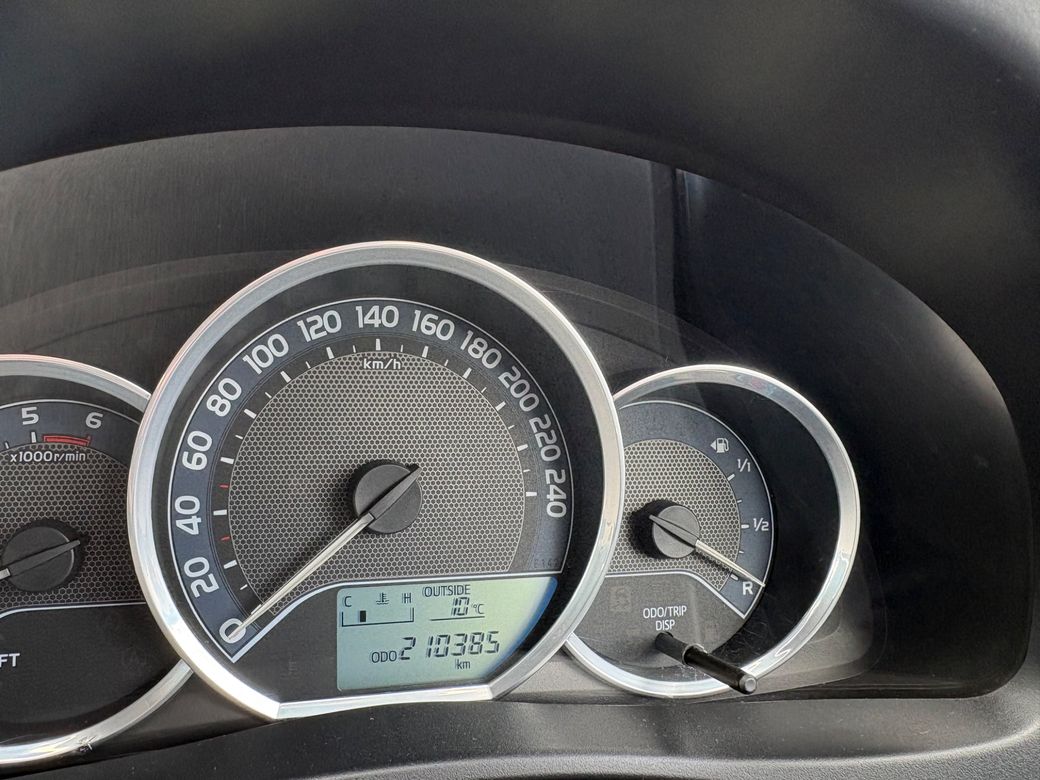 2014 Toyota Auris