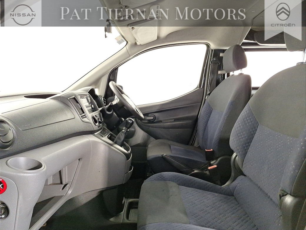 2017 Nissan NV200