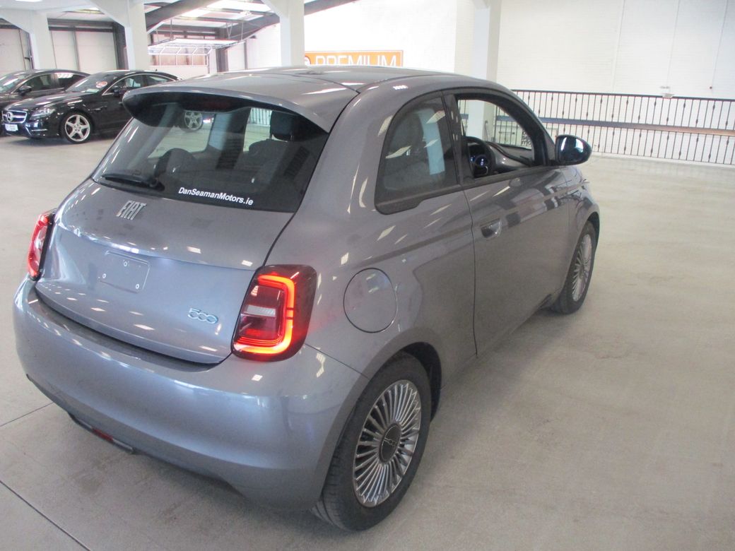 2025 Fiat 500e
