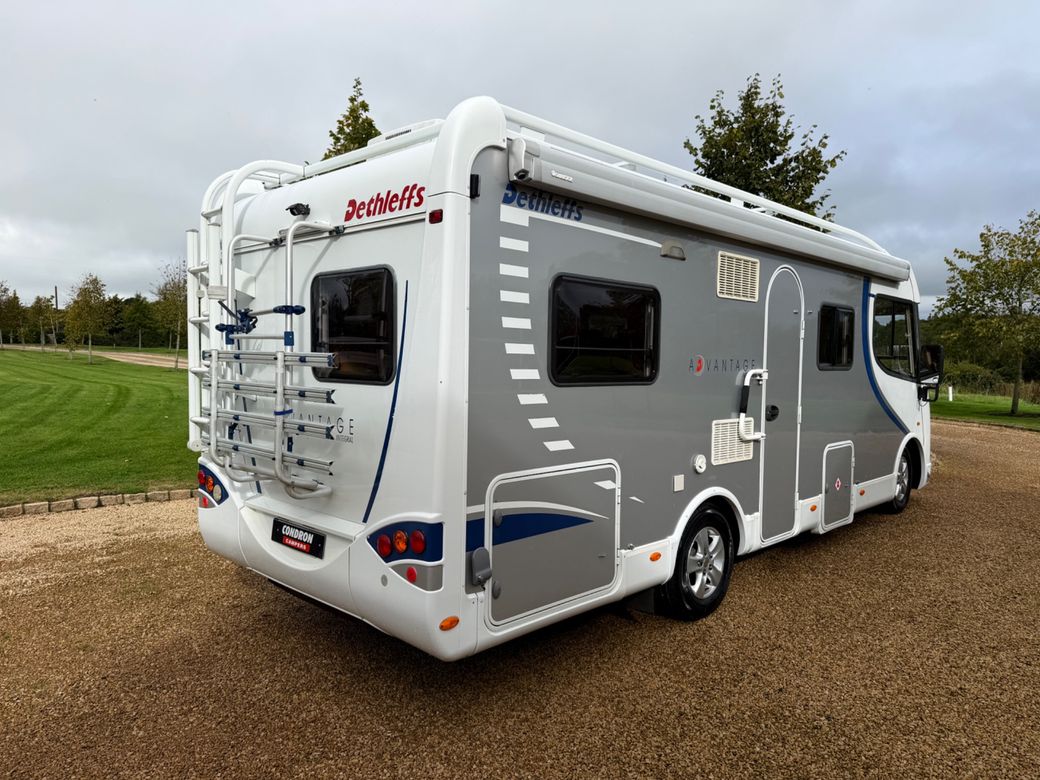2008 DETHLEFFS ADVANTAGE INTEGRAL 16501B  R.H.D MANUAL A CLASS C1 REQUIRED 