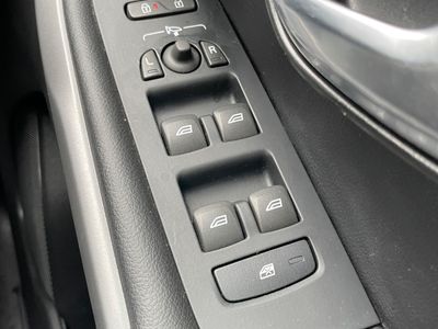 2015 Volvo V40