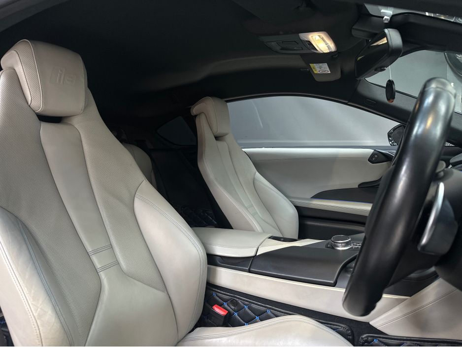 2018 BMW i8