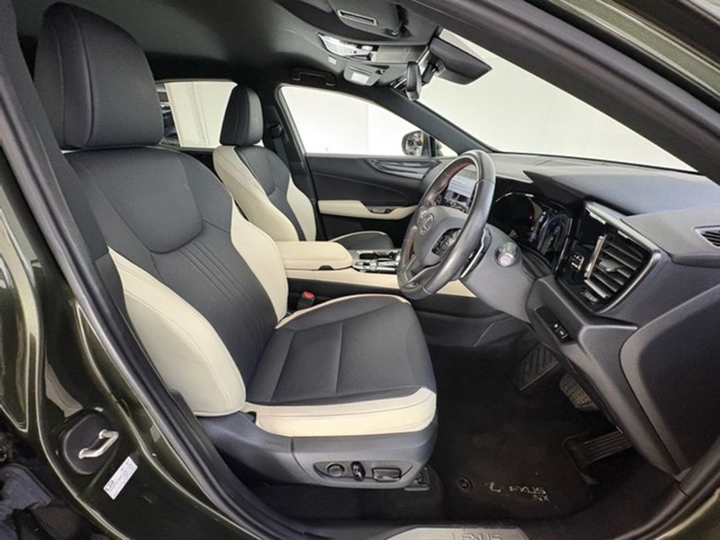 2023 Lexus NX 450H+