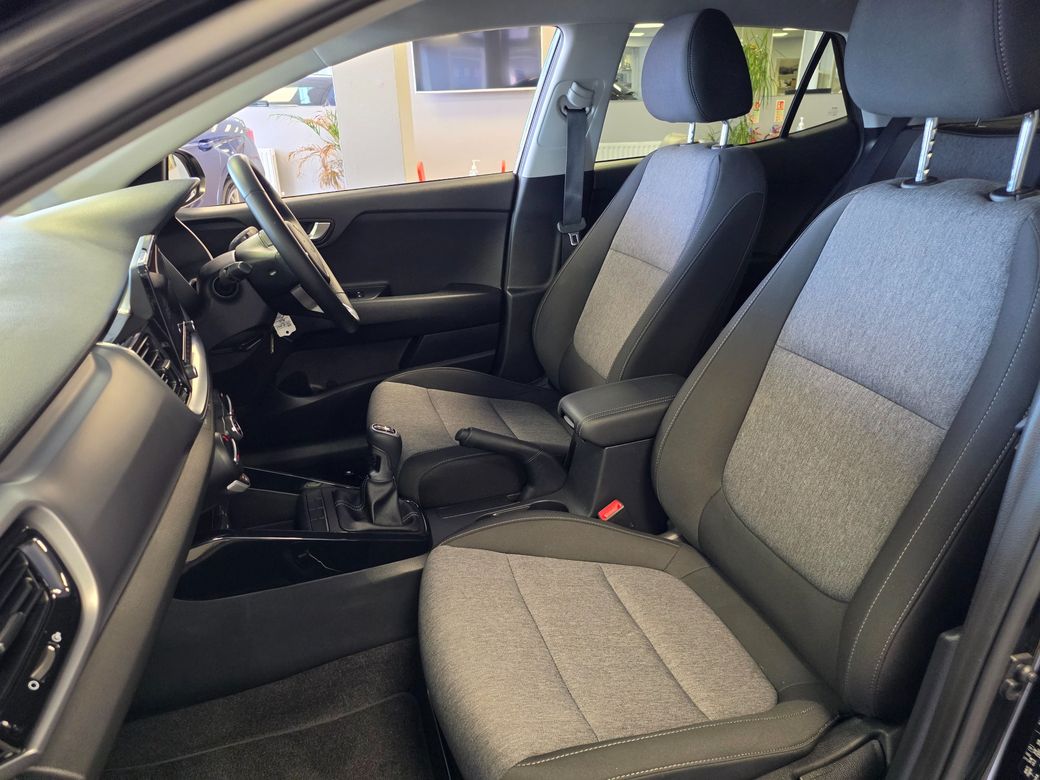 2025 Kia Stonic