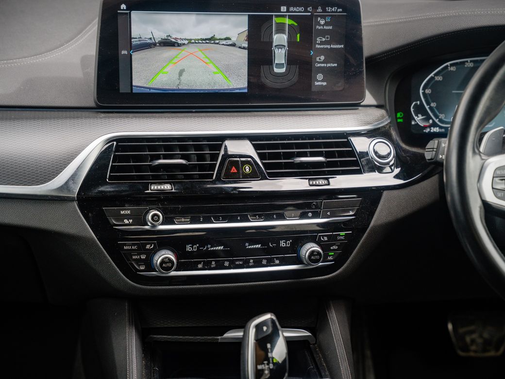 2022 BMW 5 Series