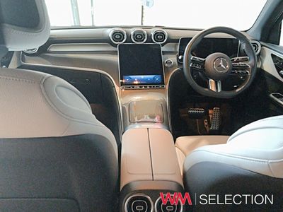 2025 Mercedes-Benz 300