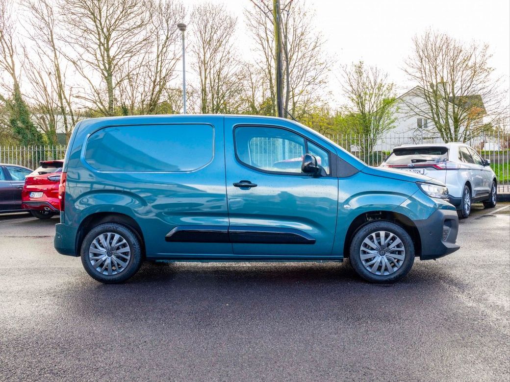 2026 Peugeot Partner
