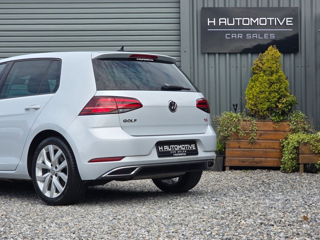 2017 Volkswagen Golf