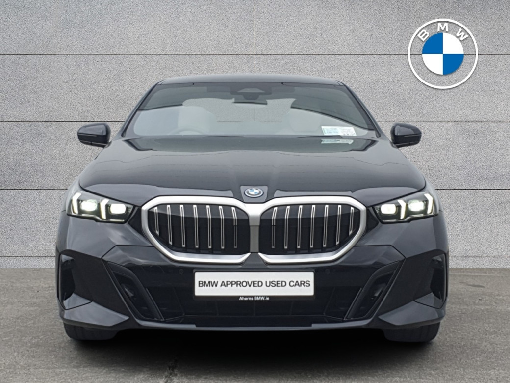 2026 BMW 530