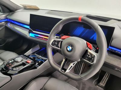 2025 BMW M5