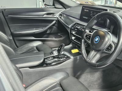 2022 BMW 5 Series