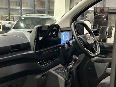 2024 Ford Transit Custom