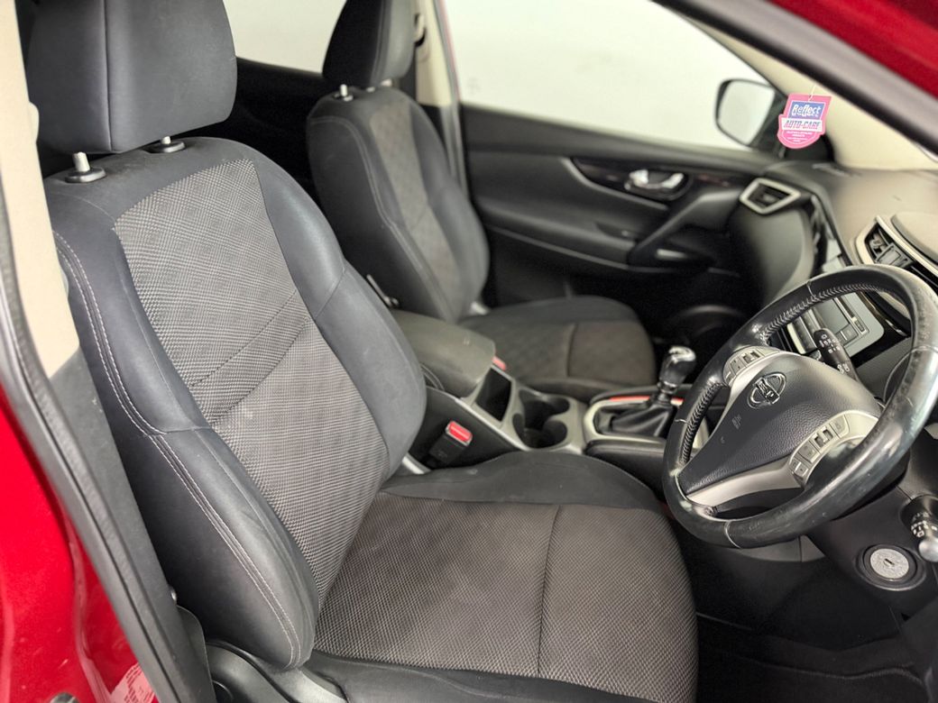 2014 Nissan Qashqai