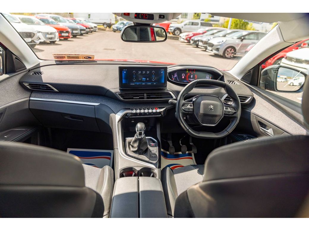 2022 Peugeot 5008