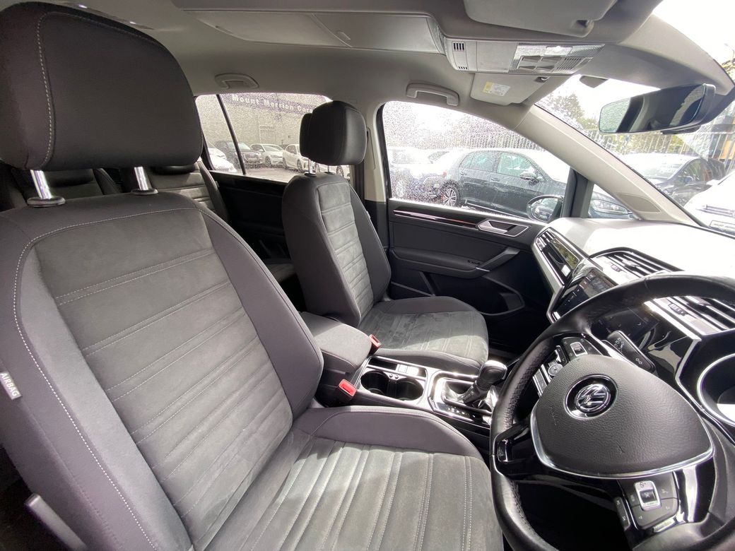 2021 Volkswagen Touran