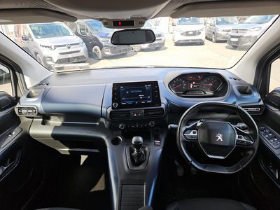 2021 Peugeot Rifter