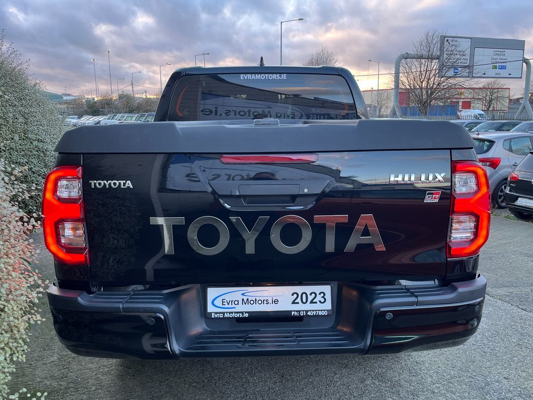 2023 Toyota Hilux