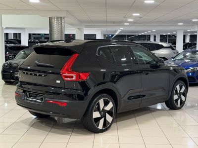2023 Volvo XC40