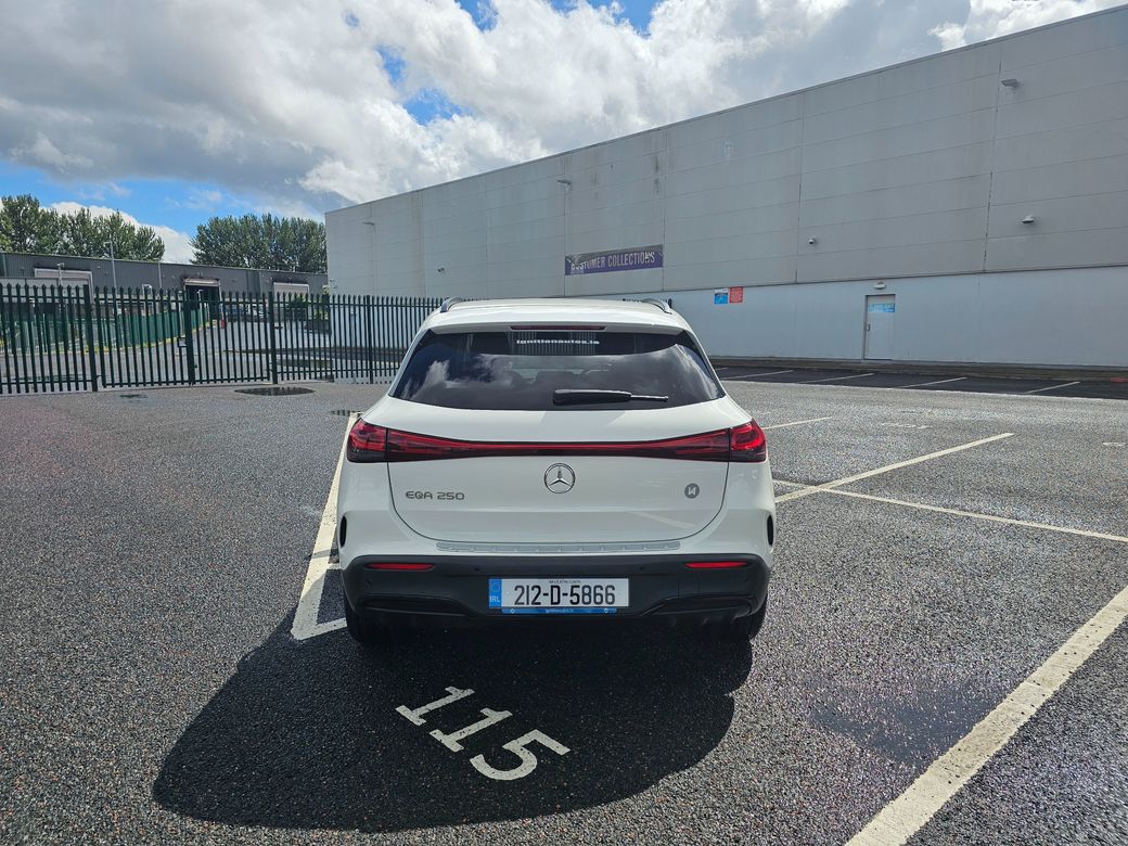 2021 Mercedes-Benz EQA