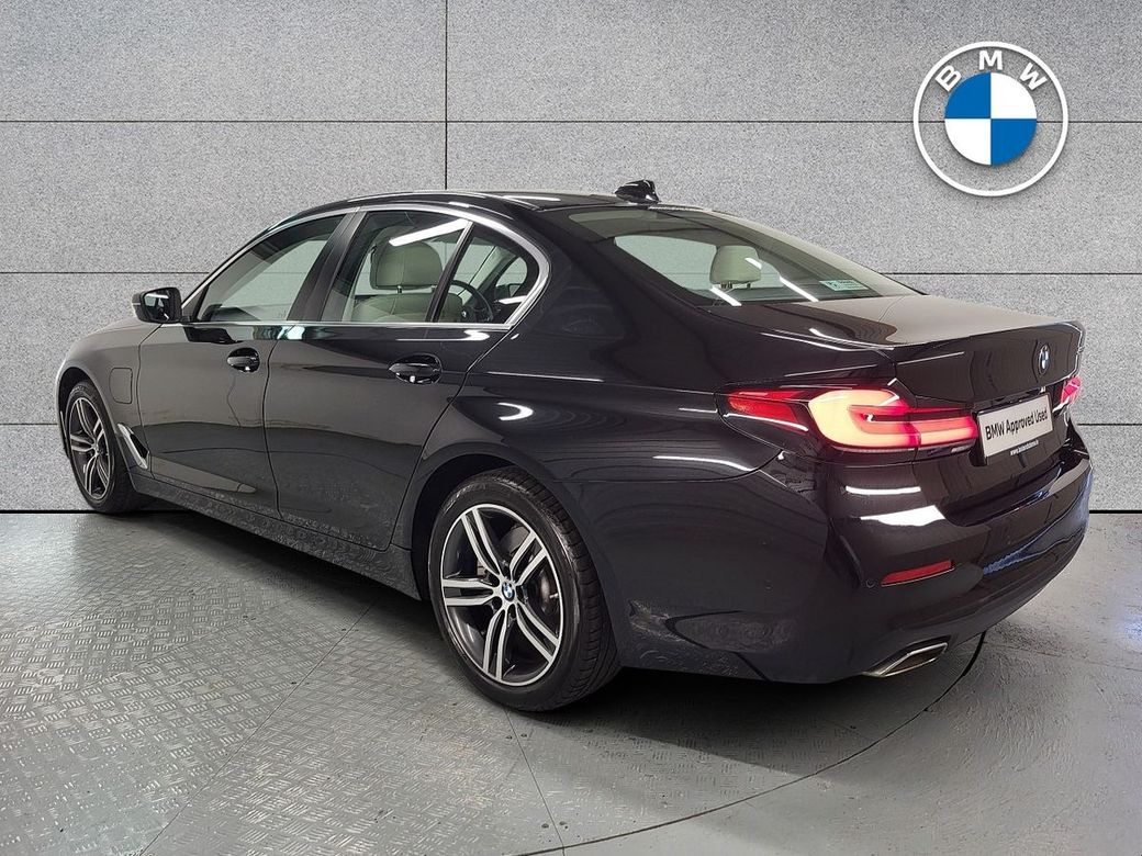 2021 BMW 5 Series