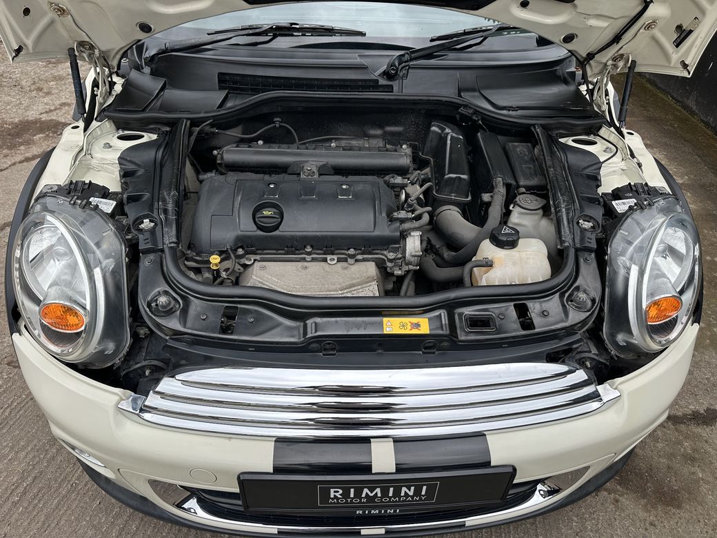 2012 Mini Hatch