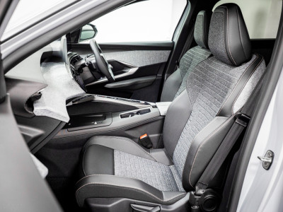 2027 Peugeot 5008