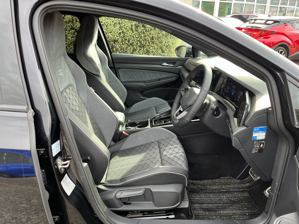 2024 Volkswagen Golf