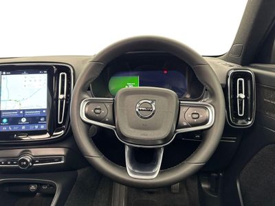 2023 Volvo XC40