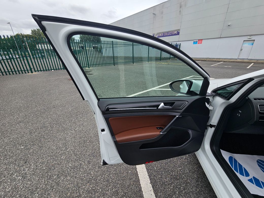 2015 Volkswagen Golf