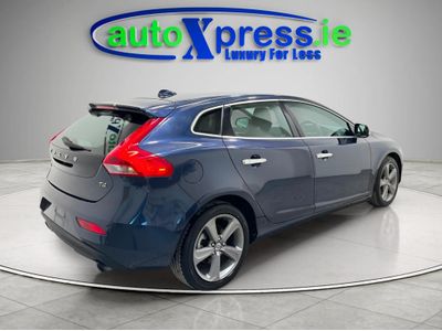 2014 Volvo V40