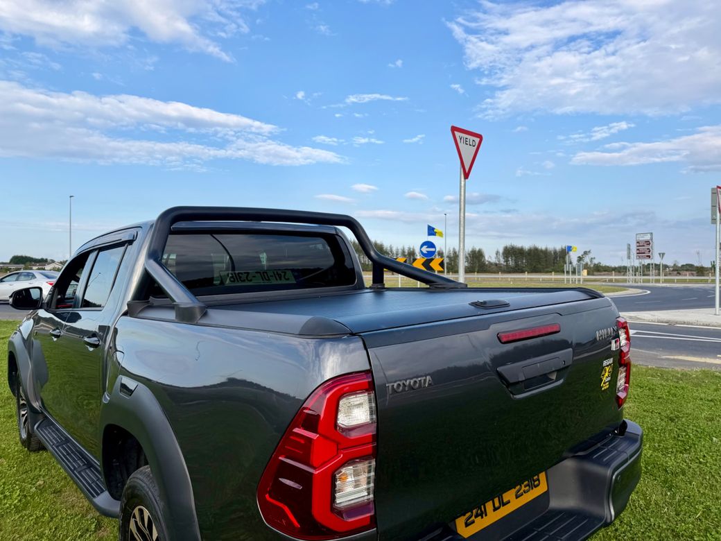 2024 Toyota Hilux
