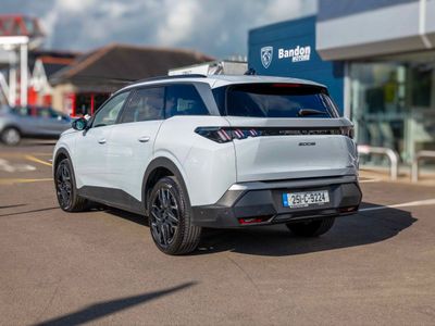 2025 Peugeot 5008