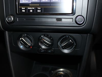2013 Volkswagen Polo